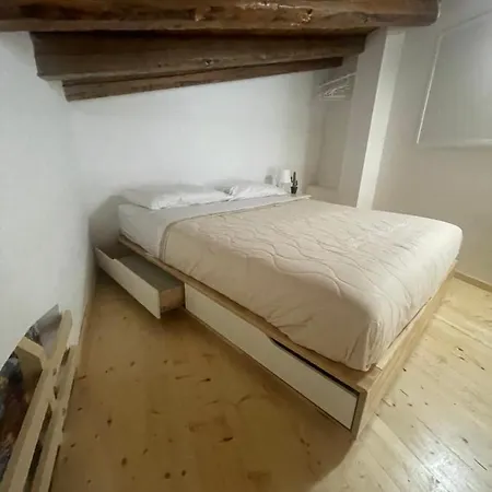 Mega House 2 *