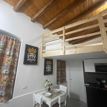 Mega House 2 Apartment