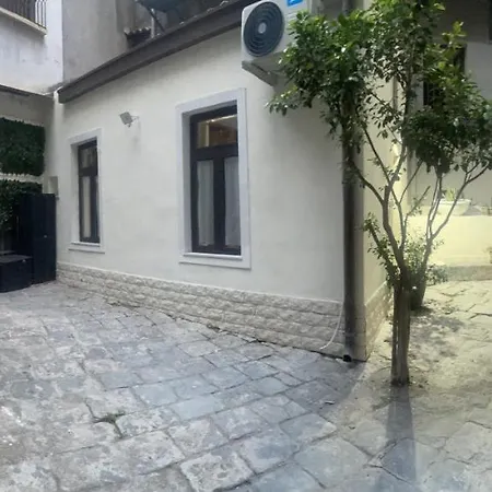 Mega House 2 Apartment *