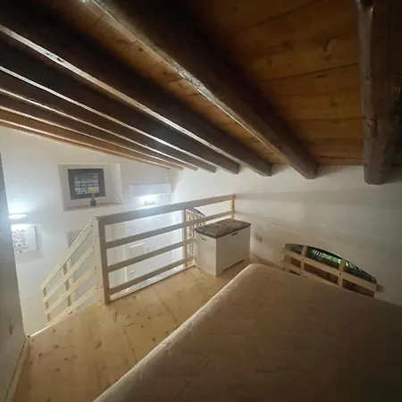 Mega House 2 * Catania